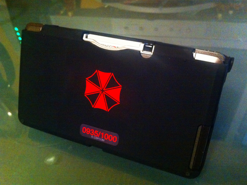 Illustration for article titled Check Out this Sexy, Custom Resident Evil 3DS Case